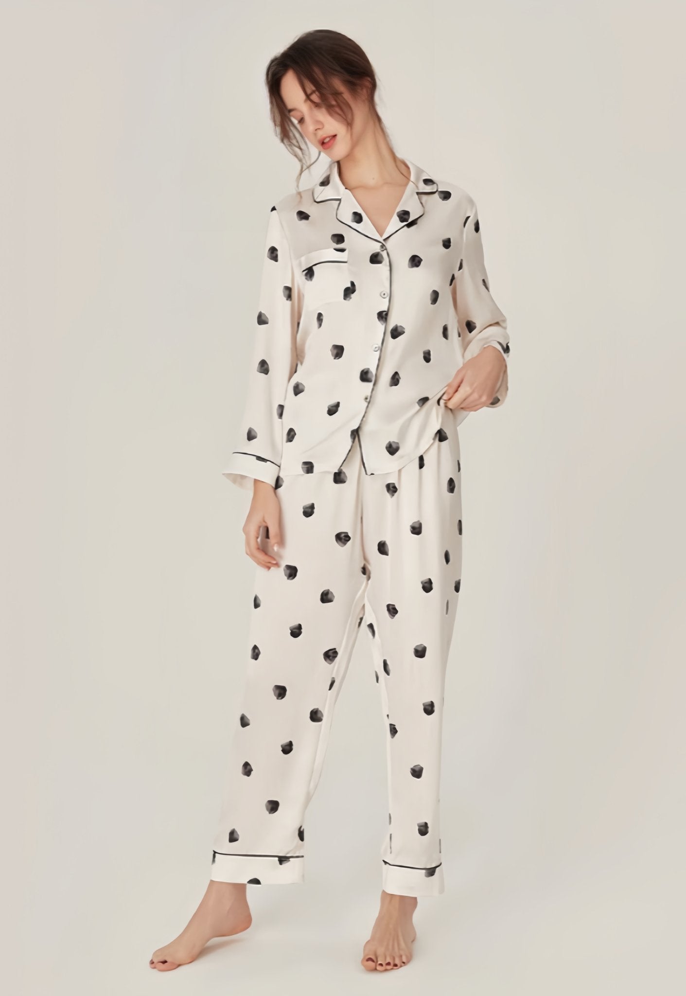 Polka dot long sleeve silk suit - ErosLace